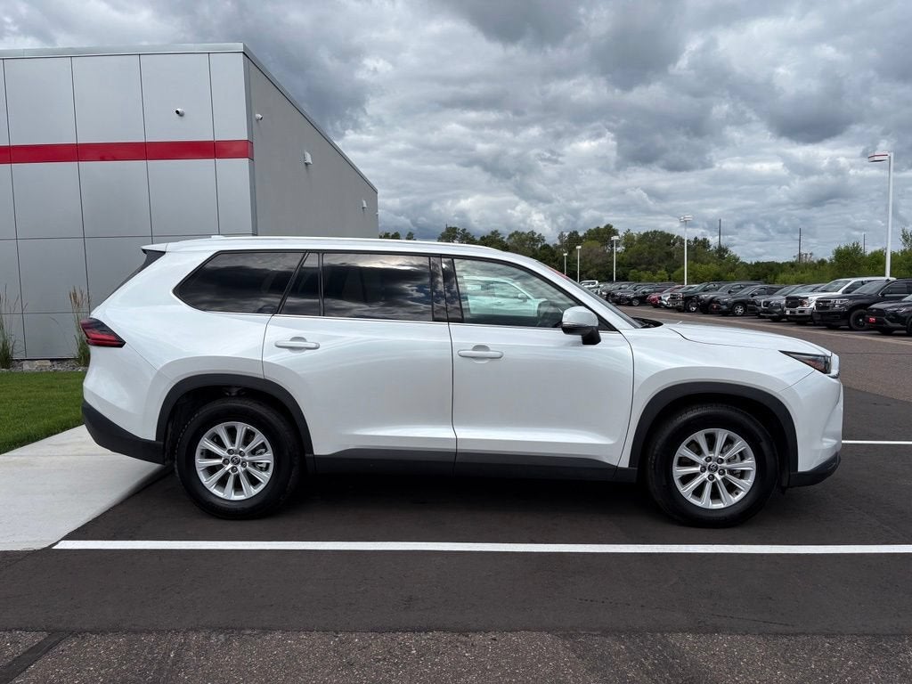 2025 Toyota Grand Highlander XLE