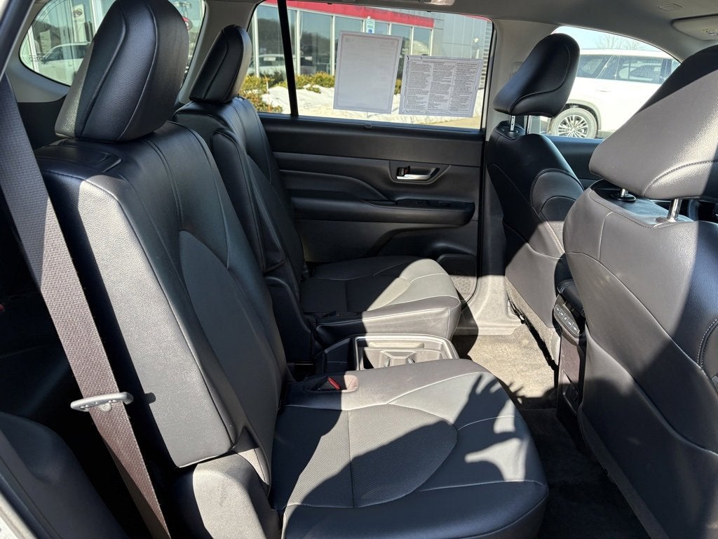 2025 Toyota Grand Highlander XLE