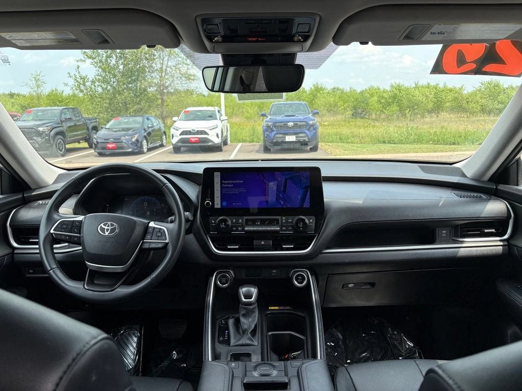 2025 Toyota Grand Highlander XLE