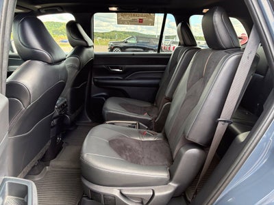2024 Toyota Grand Highlander Hybrid MAX Platinum