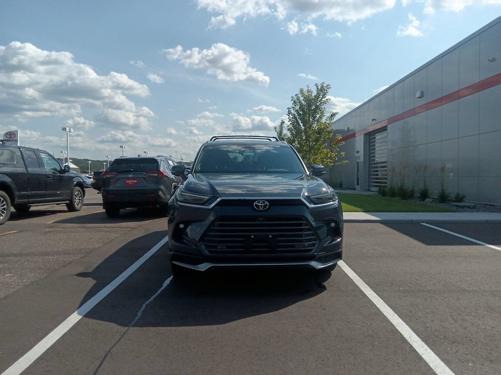 2024 Toyota Grand Highlander Hybrid MAX Platinum