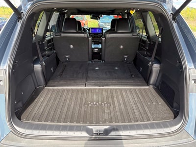 2024 Toyota Grand Highlander Hybrid MAX Platinum