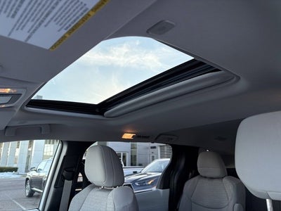 2025 Toyota Sienna LE
