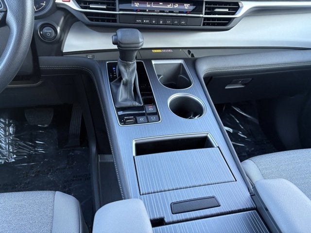 2025 Toyota Sienna LE