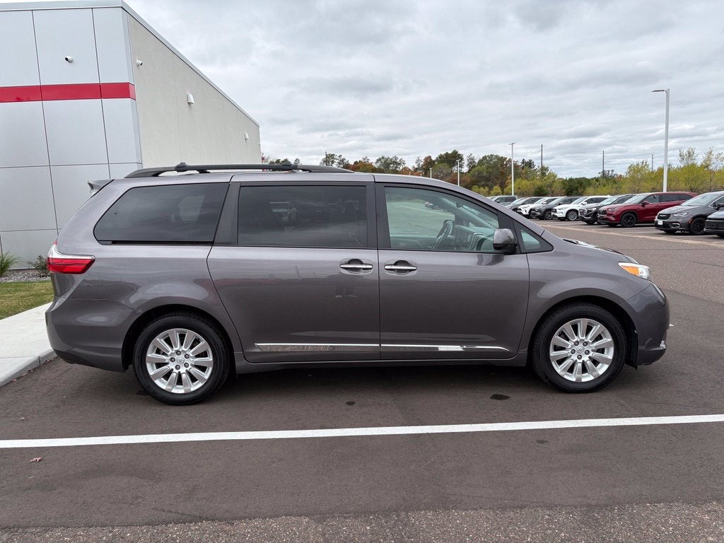 2015 Toyota Sienna XLE