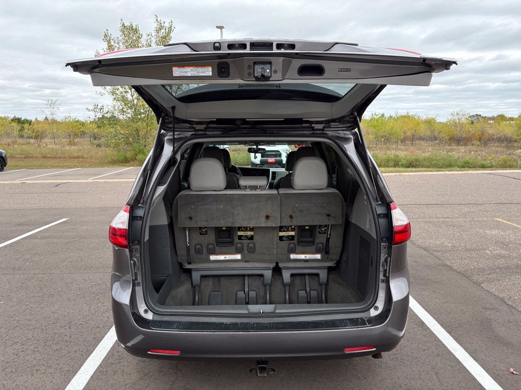 2015 Toyota Sienna XLE
