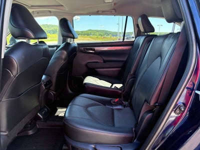 2022 Toyota Highlander Limited