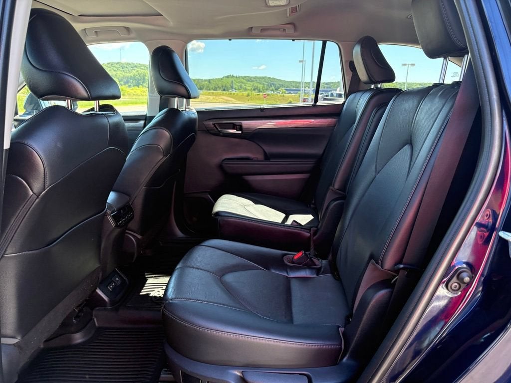2022 Toyota Highlander Limited