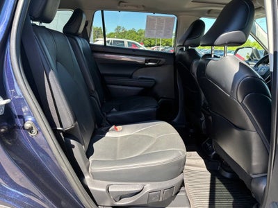 2022 Toyota Highlander Limited