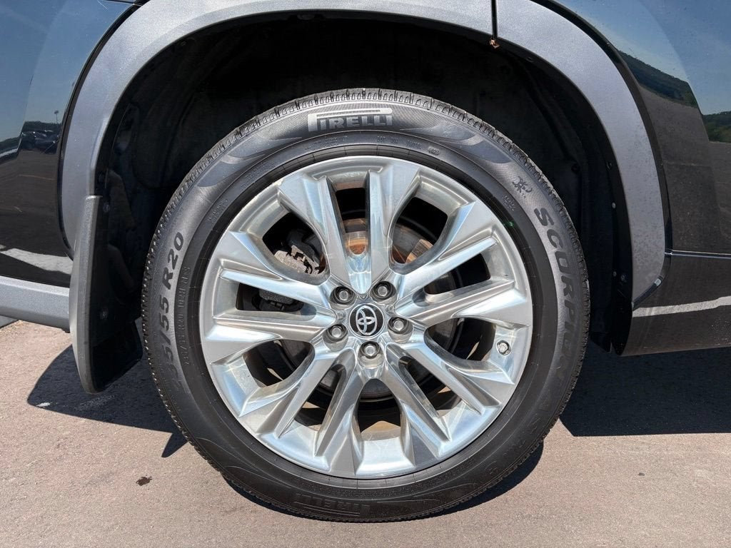 2022 Toyota Highlander Limited