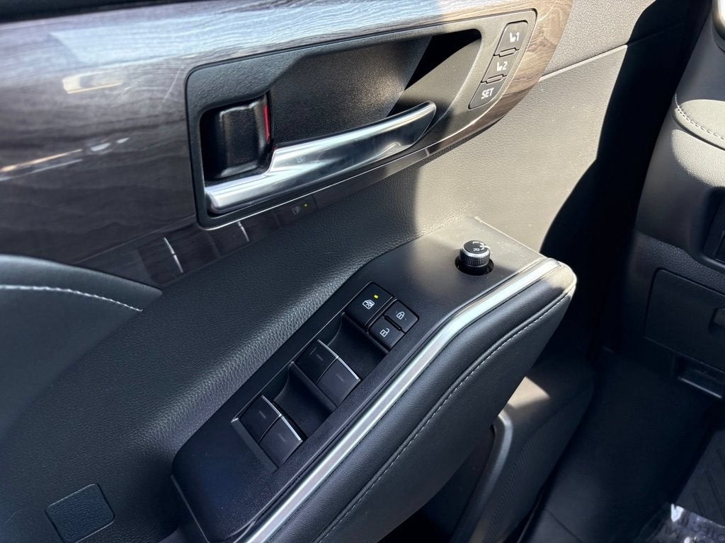 2022 Toyota Highlander Limited
