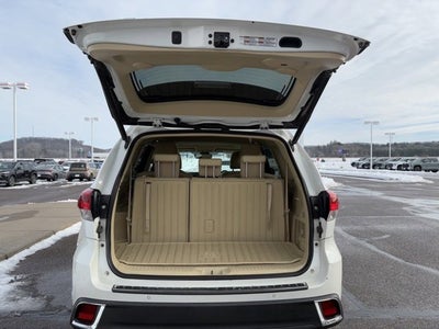 2017 Toyota Highlander Limited