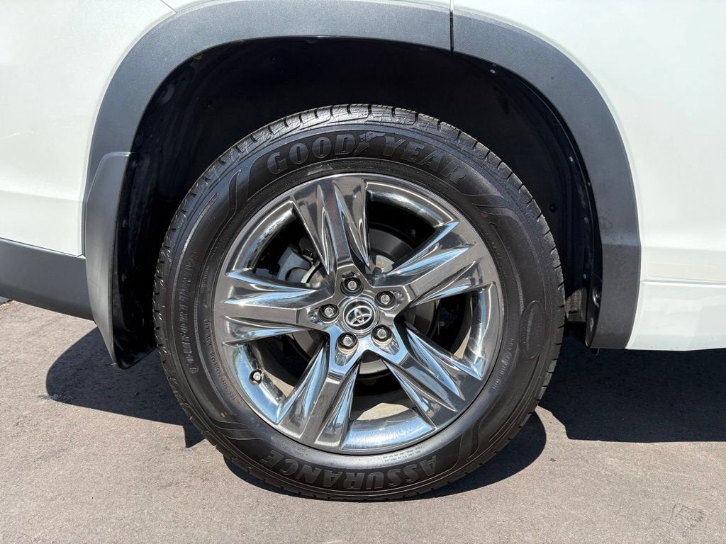 2018 Toyota Highlander Limited Platinum