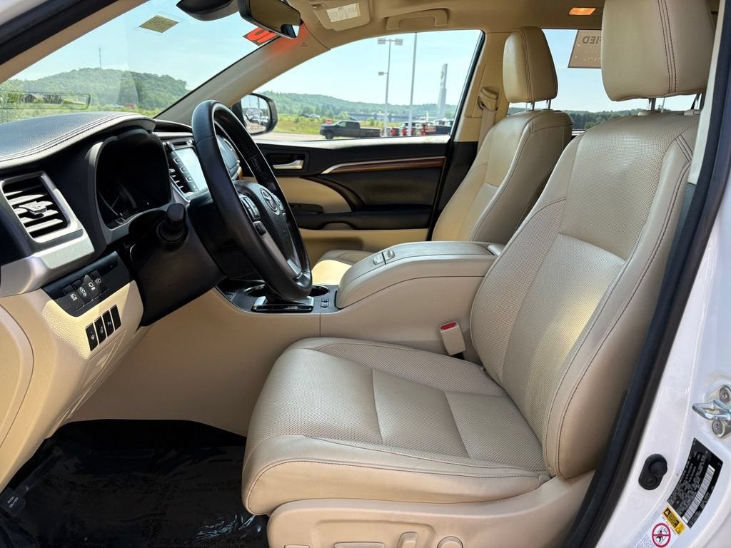 2018 Toyota Highlander Limited Platinum