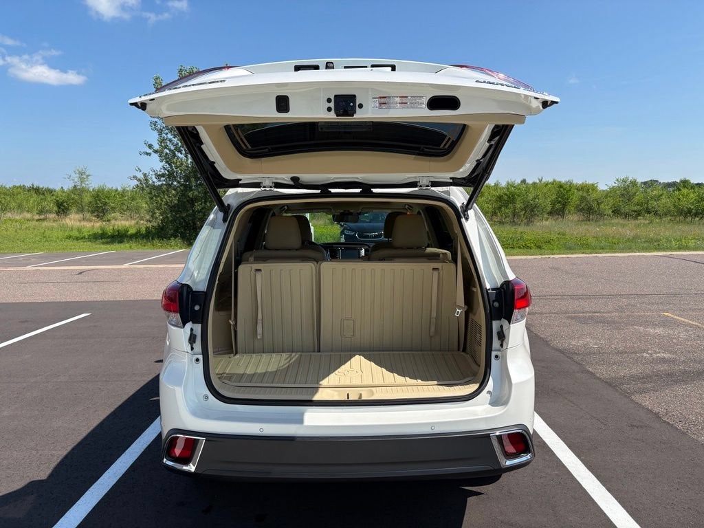 2018 Toyota Highlander Limited Platinum
