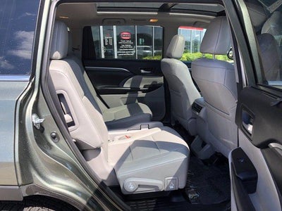 2018 Toyota Highlander Base