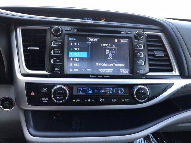 2018 Toyota Highlander Base