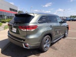 2018 Toyota Highlander Base