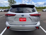 2023 Toyota Highlander Hybrid Platinum