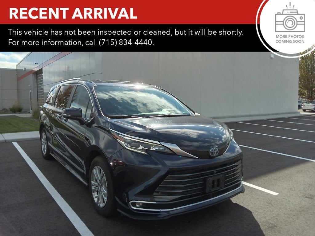2024 Toyota Sienna Platinum