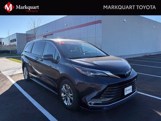 2024 Toyota Sienna Platinum