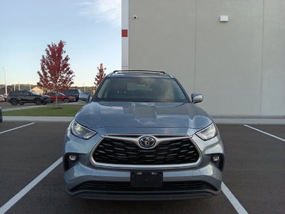 2022 Toyota Highlander Hybrid XLE