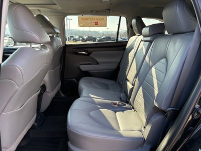 2021 Toyota Highlander XLE