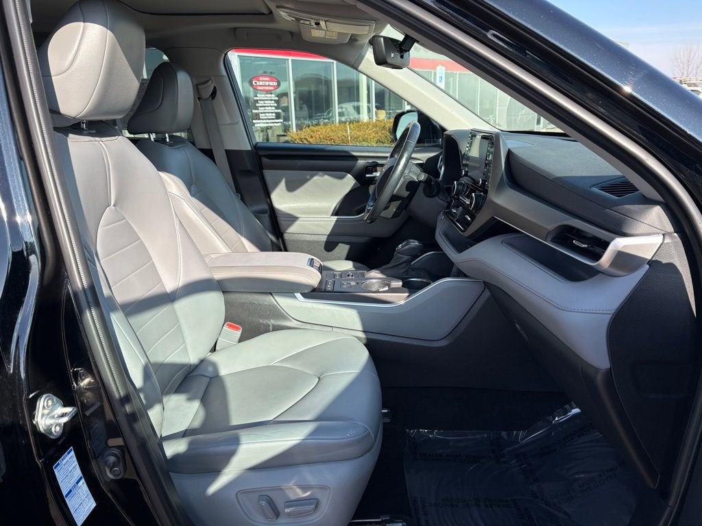 2021 Toyota Highlander XLE
