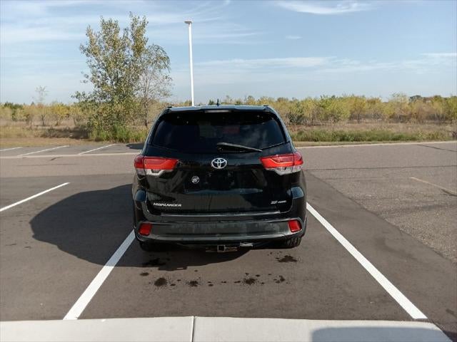 2018 Toyota Highlander SE