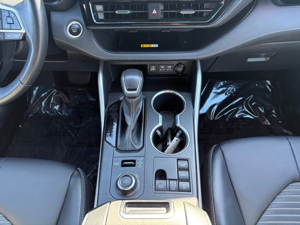 2025 Toyota Highlander XSE