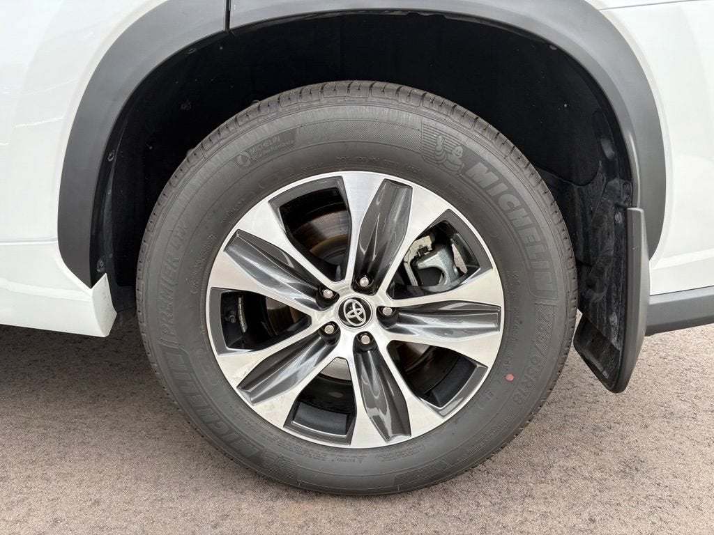 2026 Toyota Highlander XLE