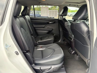 2026 Toyota Highlander XLE