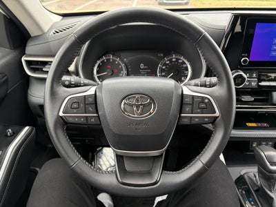 2026 Toyota Highlander XLE