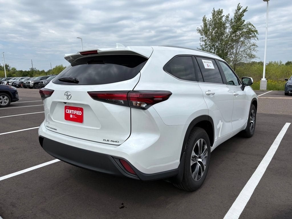 2026 Toyota Highlander XLE