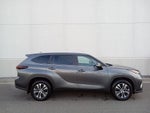 2024 Toyota Highlander Base