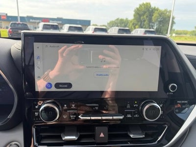 2025 Toyota Highlander Platinum