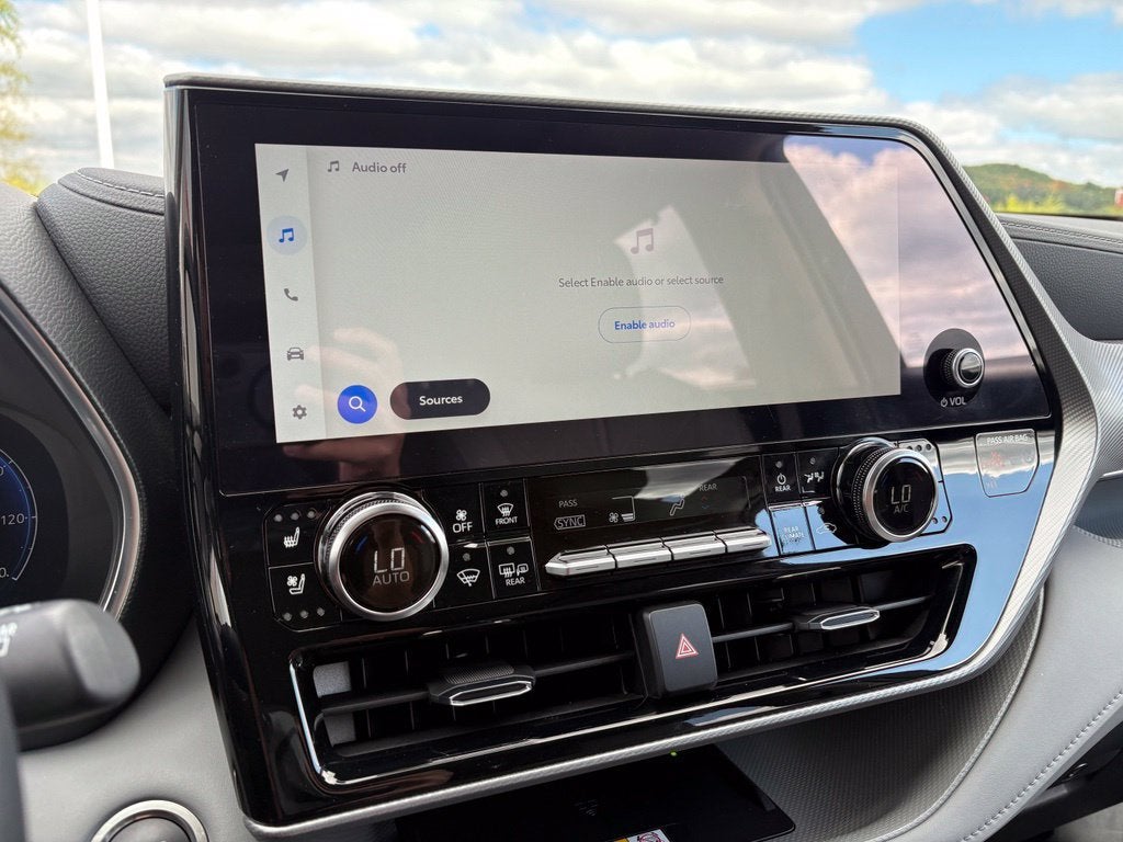2025 Toyota Highlander Platinum