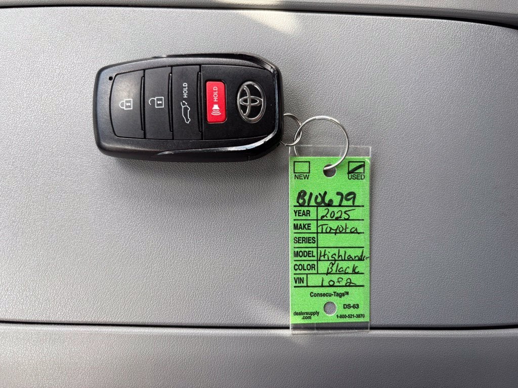 2025 Toyota Highlander Platinum