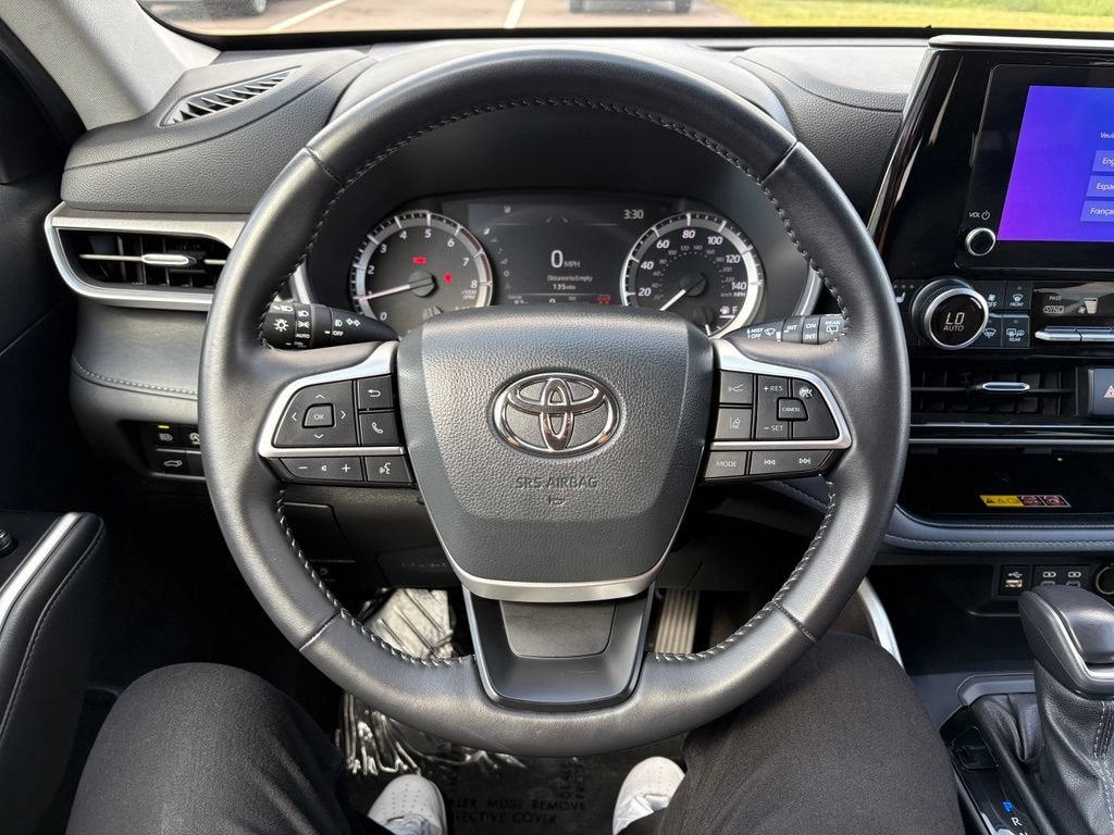 2025 Toyota Highlander XLE