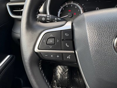 2025 Toyota Highlander XLE