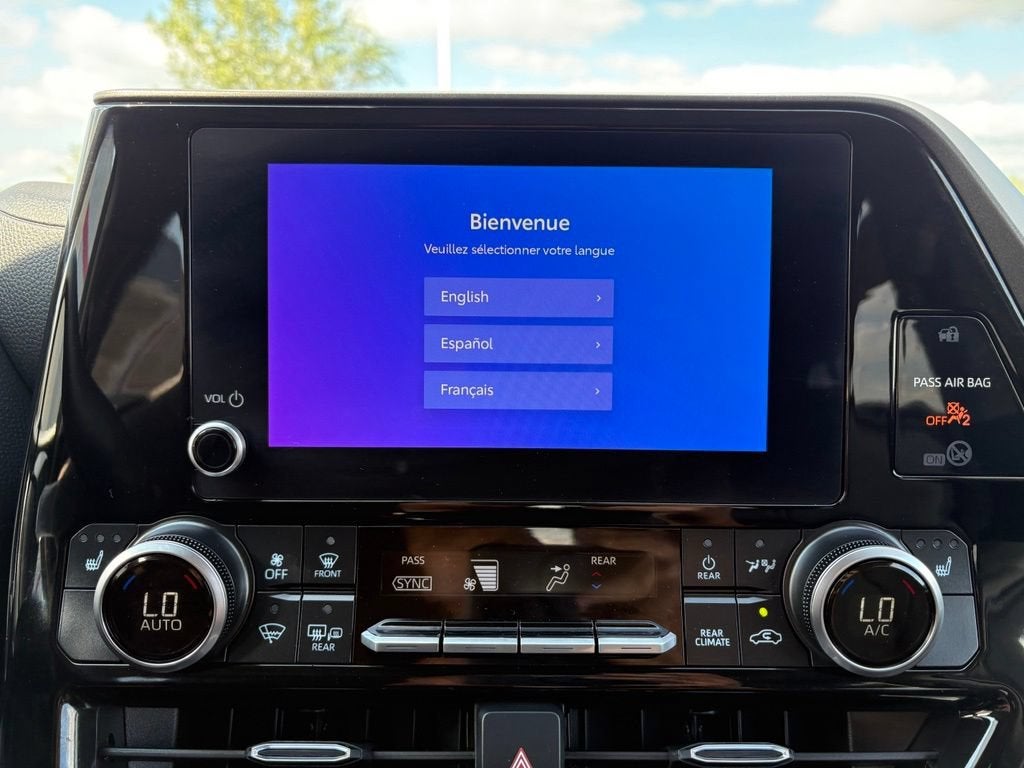 2025 Toyota Highlander XLE