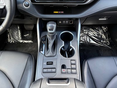 2025 Toyota Highlander XLE