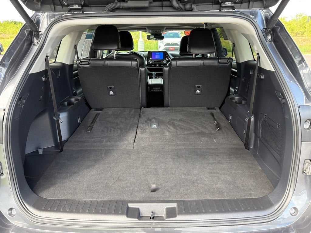 2025 Toyota Highlander XLE