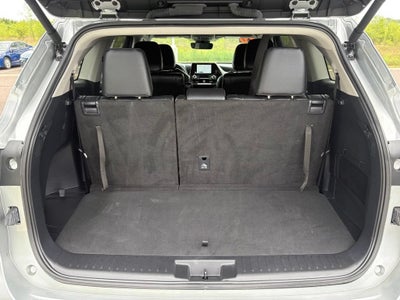 2025 Toyota Highlander XLE