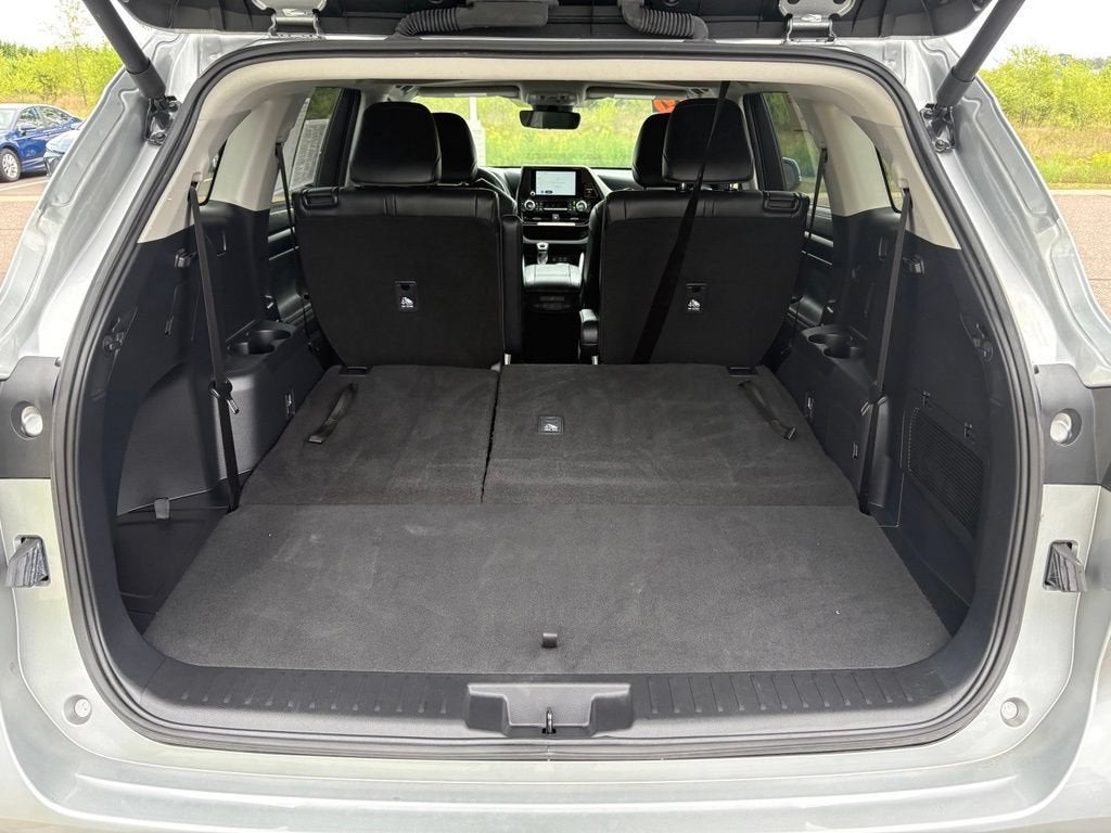 2025 Toyota Highlander XLE