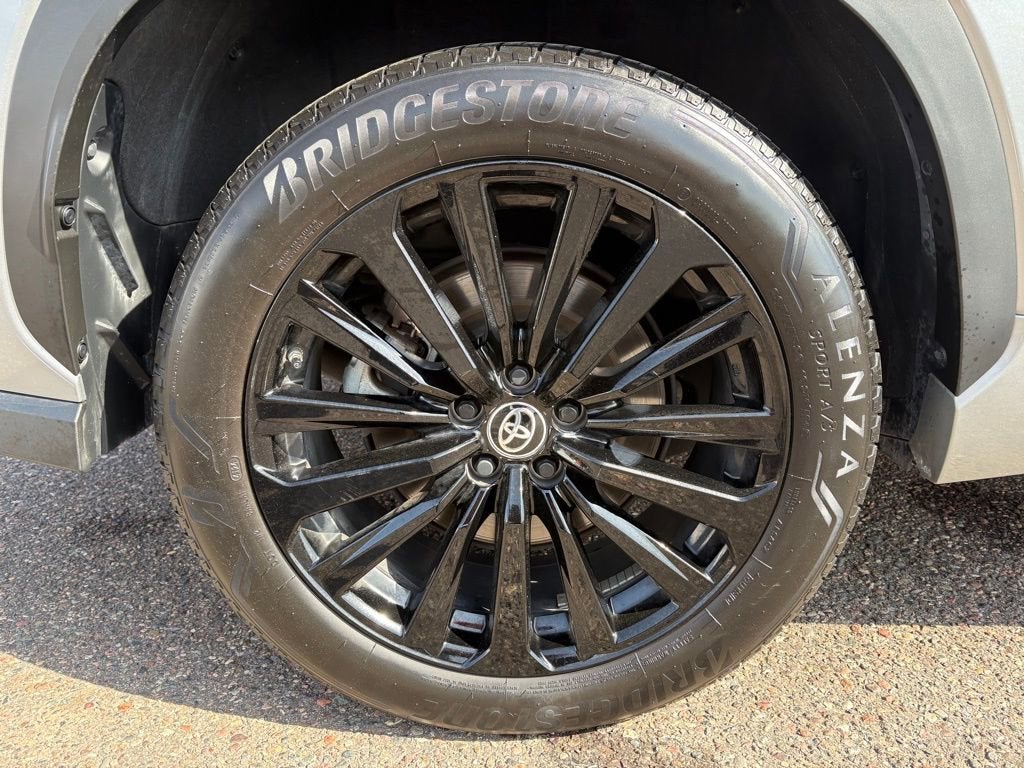 2025 Toyota Highlander XSE