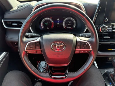 2025 Toyota Highlander XSE