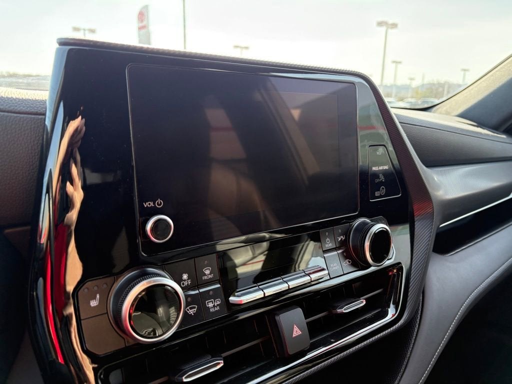 2025 Toyota Highlander XSE