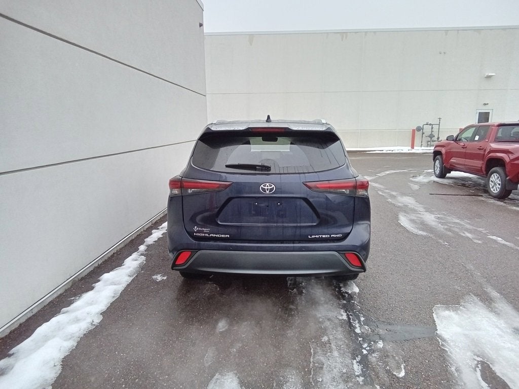 2024 Toyota Highlander Limited