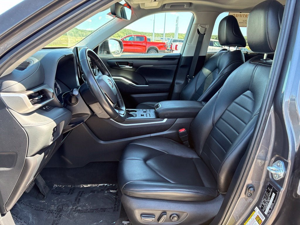 2024 Toyota Highlander XLE